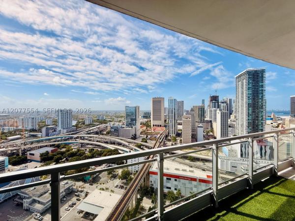 The Ivy At Riverfront, 90 SW 3rd St #3306, Miami, Florida 33130, image 2