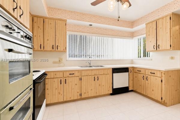 Hollywood Lakes, 425 S 15th Ave, Hollywood, Florida 33020, image 2