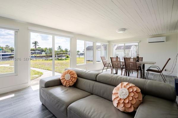 Fort Myers Shores, 13319 Marquette Blvd, Fort Myers, Florida 33905, image 3