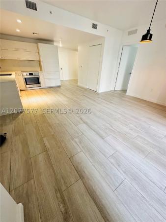 Brickell Heights East, 45 SW 9th St #1202, Miami, Florida 33130, image 2
