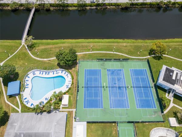 7620 SW 82nd St #J102, Unincorporated Dade County, Florida 33143, image 3