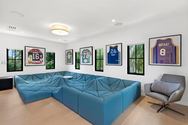 Nursery, 4442 Prairie Ave, Miami Beach, Florida 33140, image 2