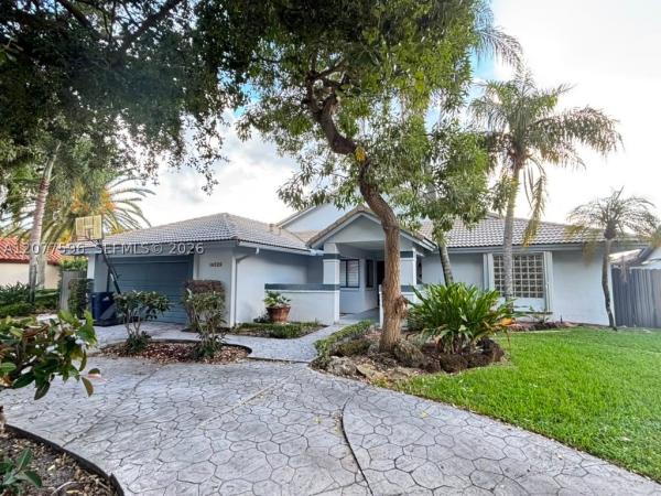 Lake Elizabeth, 14629 Glencairn Rd, Miami Lakes, Florida 33016, image 1