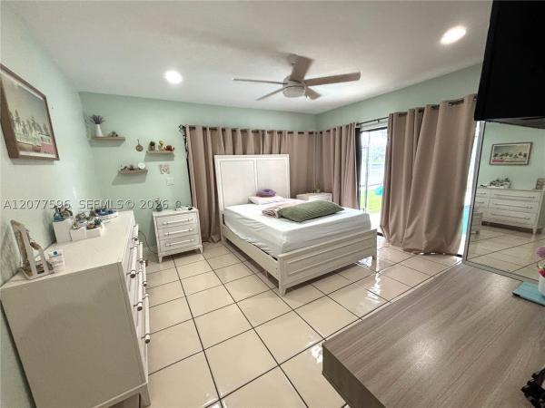 Lake Elizabeth, 14629 Glencairn Rd, Miami Lakes, Florida 33016, image 3
