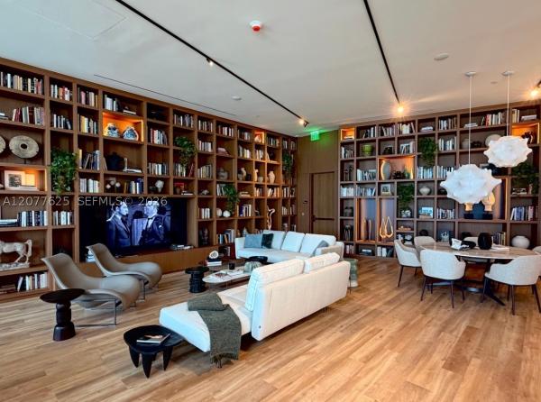 1400 Biscayne Blvd #1802, Miami, Florida 33132, image 3