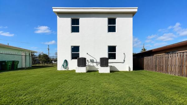 Foster Homesites, 526 NW 6th St #A & B, Hallandale Beach, Florida 33009, image 2