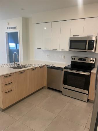 Soleste NoMi Beach, 16395 Biscayne Blvd #313, North Miami Beach, Florida 33160, image 1