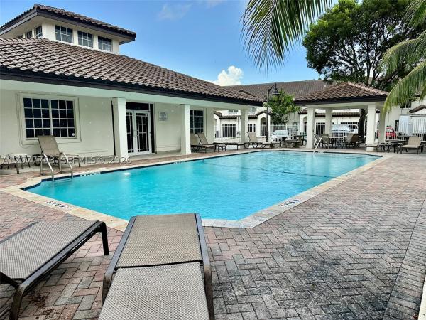 Ibis Villas At Doral, 10901 NW 88th Ter #804, Doral, Florida 33178, image 3