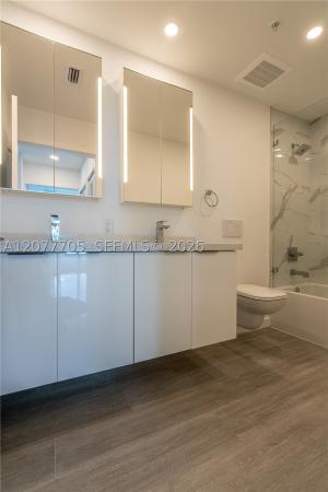 8425 Crespi Blvd #302, Miami Beach, Florida 33141, image 3