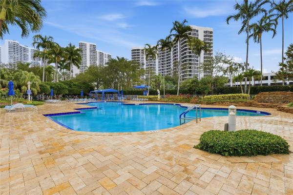 Mystic Pointe Tower 400, 3500 Mystic Pointe Dr #104, Aventura, Florida 33180, image 3