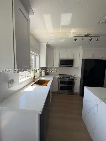 Coconut Key At Silver Lakes, 1920 NW 182nd Ter, Pembroke Pines, Florida 33029, image 1