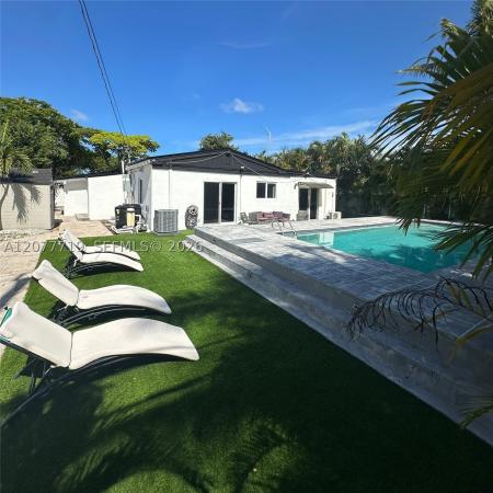 Fulford By The Sea, 17650 NE 19th Ave, North Miami Beach, Florida 33162, image 2