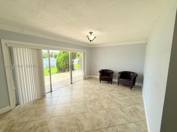 9357 Fontainebleau Blvd #D-104, Unincorporated Dade County, Florida 33172, image 3