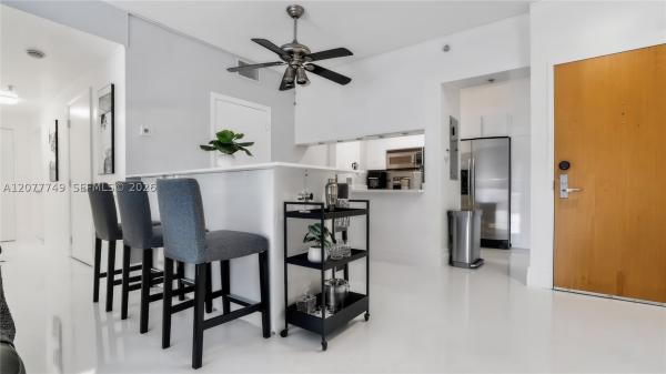 The Club At Brickell Bay, 1200 Brickell Bay Dr #4324, Miami, Florida 33131, image 3