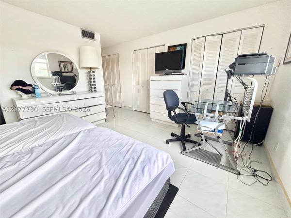 Meadowbrook Lakes View, 141 SE 3rd Ave #402, Dania Beach, Florida 33004, image 3