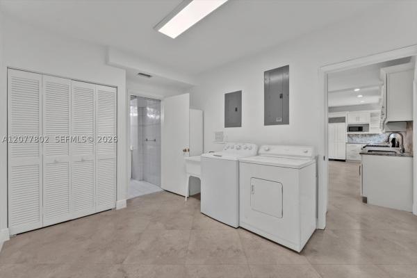Nautilus, 4560 Prairie Ave, Miami Beach, Florida 33140, image 3