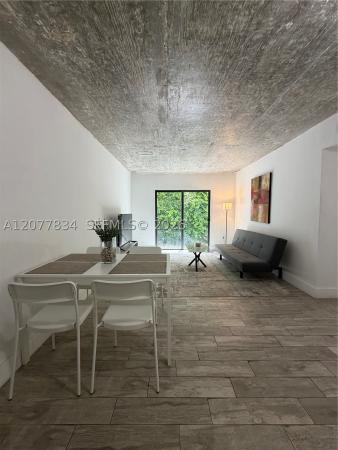 190 NW 69th St #3, Miami, Florida 33150, image 1