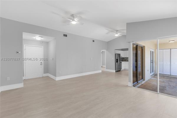 886 NE 214th Ln #04, Unincorporated Dade County, Florida 33179, image 3