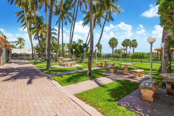 Club Atlantis, 2555 Collins Ave #PH-114, Miami Beach, Florida 33140, image 2