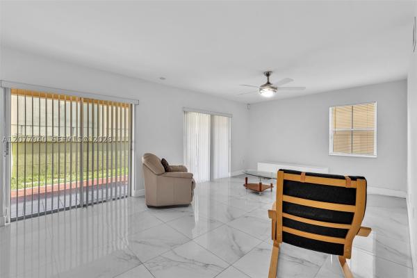 13949 N Forest Oak Cir, Davie, Florida 33325, image 1