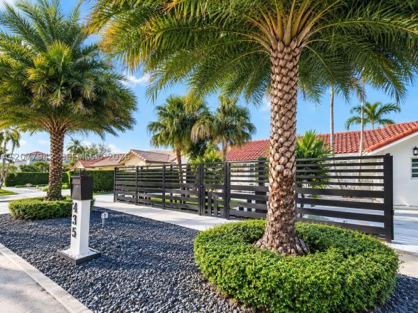 4235 SW 143rd Ave, Unincorporated Dade County, Florida 33175, image 1