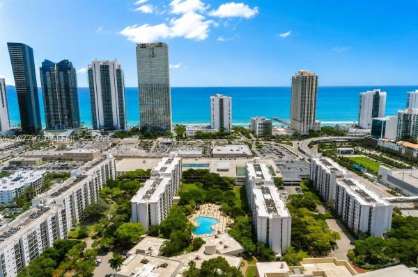 Plaza Of The Americas, 17021 N Bay Rd #318, Sunny Isles Beach, Florida 33160, image 3