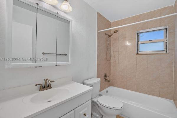 12840 SW 43rd Dr #176-B, Unincorporated Dade County, Florida 33175, image 1