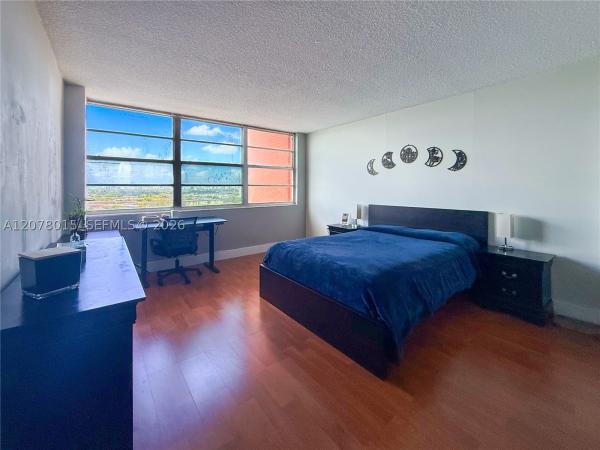 1301 NE Miami Gardens Dr #1406W, Unincorporated Dade County, Florida 33179, image 2