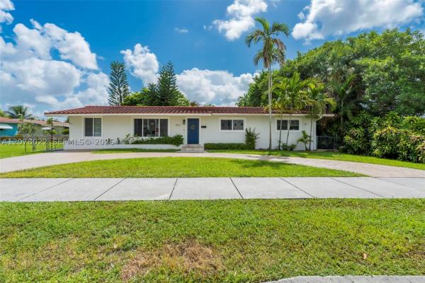 3551 SW 97th Ave, Unincorporated Dade County, Florida 33165, image 1