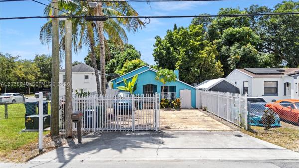 390 NE 166th St, North Miami, Florida 33162, image 2