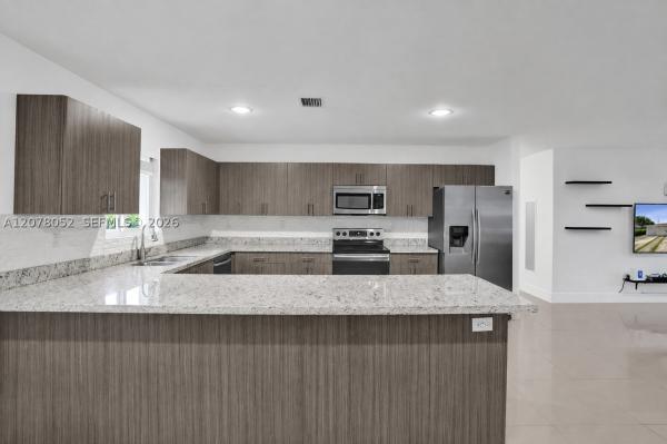10770 SW 149th St, Unincorporated Dade County, Florida 33176, image 2