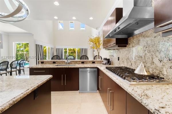Golden Shores Ocean Boulevard Estates, 275 189th Ter, Sunny Isles Beach, Florida 33160, image 3