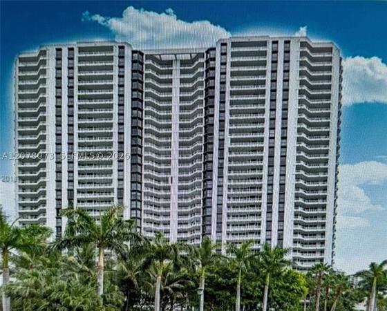 South Tower At The Point, 21055 NE 37th Ave #2404, Aventura, Florida 33180, image 2