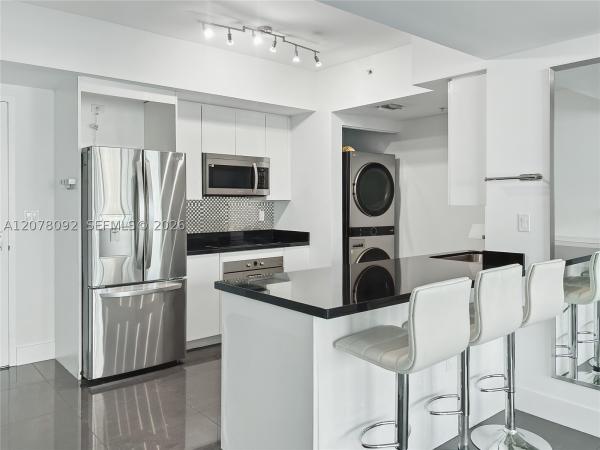 Mint At Riverfront, 92 SW 3rd St #2602, Miami, Florida 33130, image 2