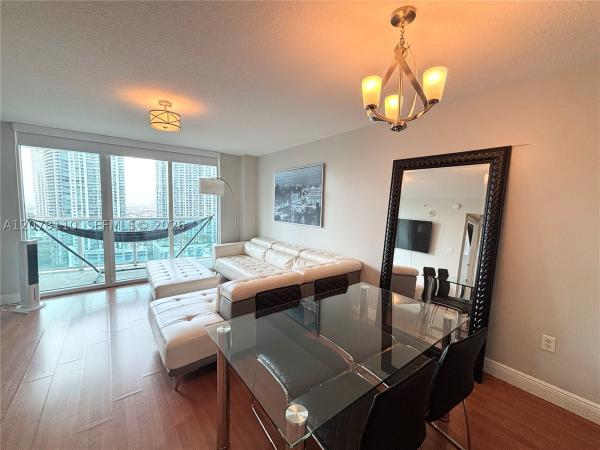 Brickell On The River North Tower, 31 SE 5th St #2805, Miami, Florida 33131, image 3