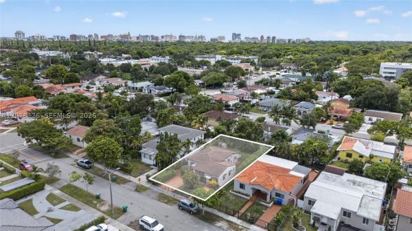 Trail Granada, 4940 SW 5th Ter, Miami, Florida 33134, image 3