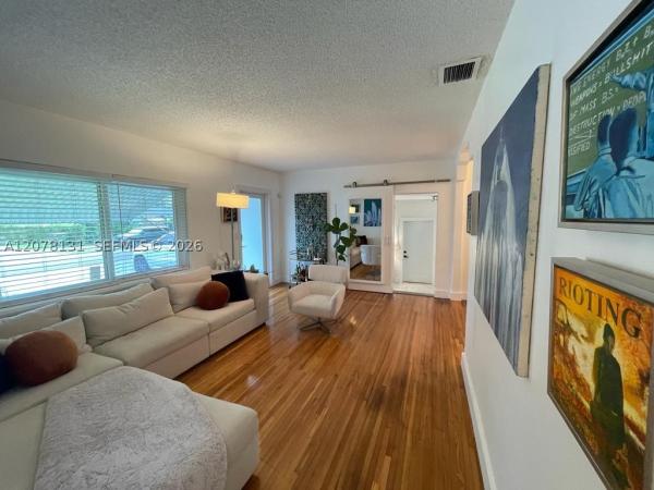 Dixie Gardens, 1545 NE 138th St, North Miami, Florida 33161, image 3