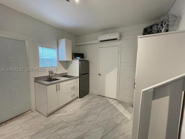 Dixie Gardens, 1545 NE 138th St, North Miami, Florida 33161, image 1