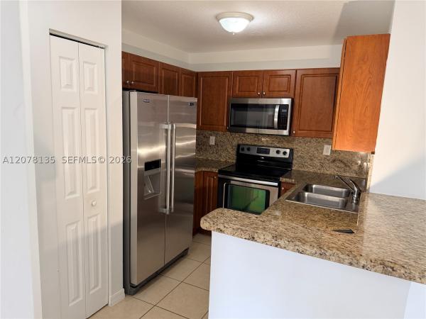 Pembroke Cay, 14377 SW 11th St #2610, Pembroke Pines, Florida 33027, image 3
