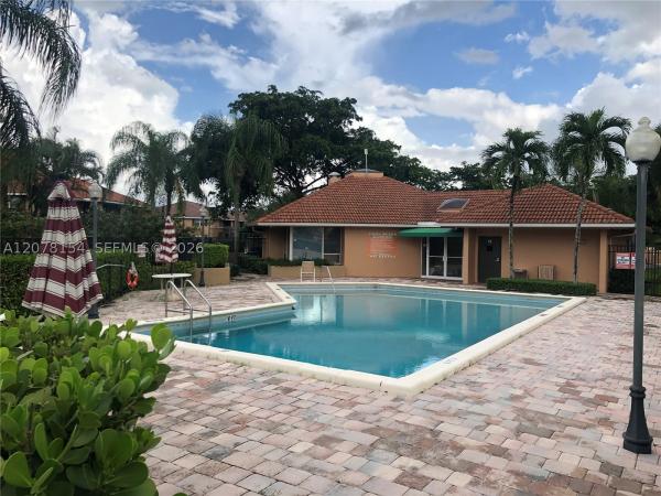700 NW 103rd Ter #101, Pembroke Pines, Florida 33026, image 3