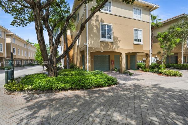 2941 NE 185th St #1305, Aventura, Florida 33180, image 1