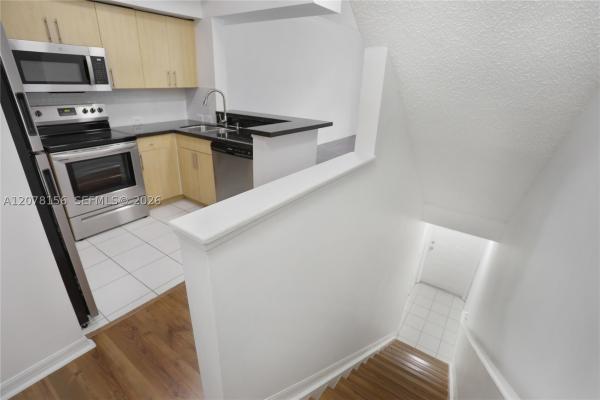 2941 NE 185th St #1305, Aventura, Florida 33180, image 2