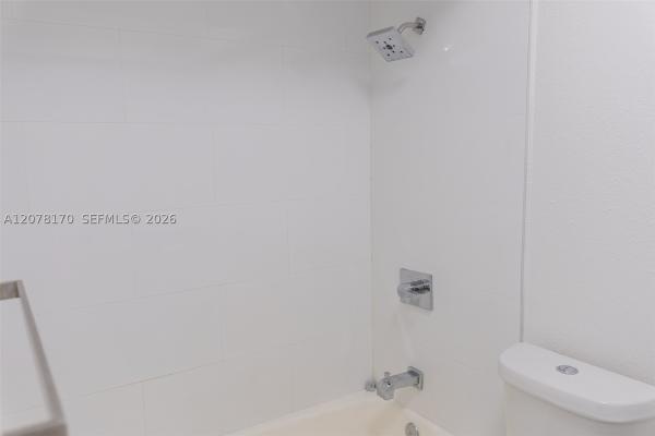 Knoll Ridge, 2140 NE 56th St #12, Fort Lauderdale, Florida 33308, image 2