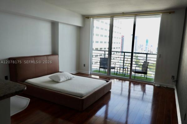 One Miami West, 325 S Biscayne Blvd #4220, Miami, Florida 33131, image 2