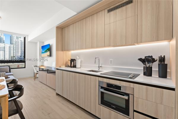 225 N Miami Ave #1003, Miami, Florida 33128, image 2