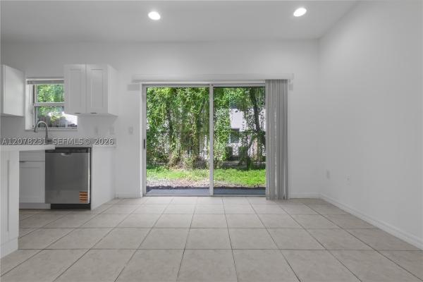 Venetia Groves, 2992 SE 15th Ave, Homestead, Florida 33035, image 3