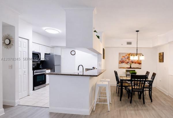 Porto Bellagio, 17125 N Bay Rd #3105, Sunny Isles Beach, Florida 33160, image 3