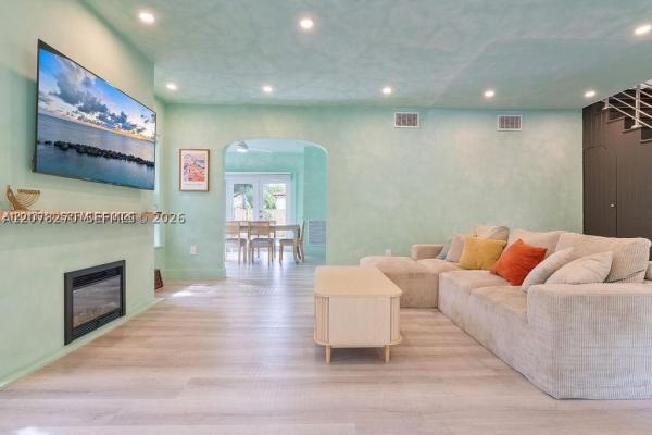 Biltmore, 22 NE 44th St, Miami, Florida 33137, image 3