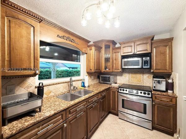 14719 SW 44th Ln, Unincorporated Dade County, Florida 33185, image 3