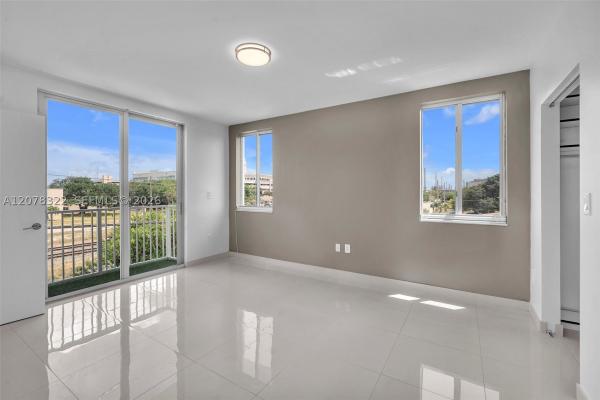 2651 NE 212th Ter #301, Unincorporated Dade County, Florida 33180, image 1